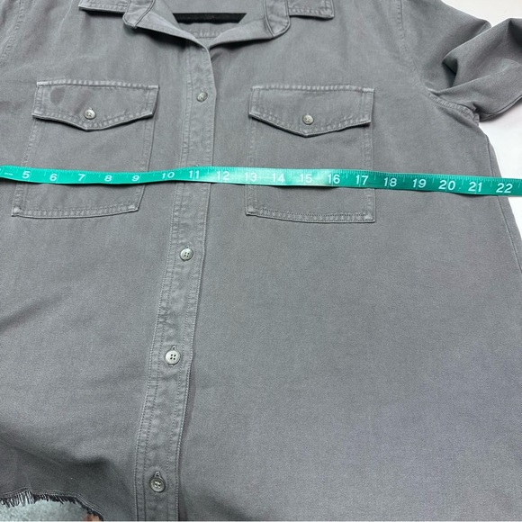 Side Stitch Women’s Front Button Down Gray Blouse Size S - Picture 5 of 7